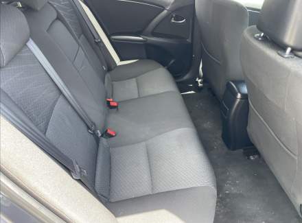Toyota - Avensis