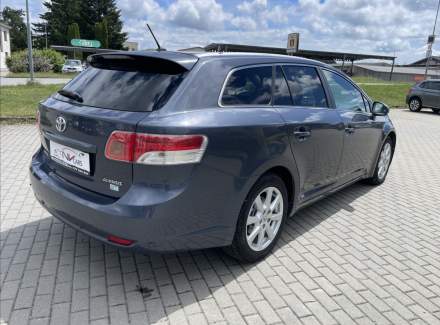 Toyota - Avensis