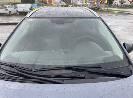 Toyota - Avensis