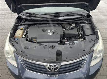 Toyota - Avensis