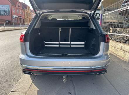 Volkswagen - Touareg
