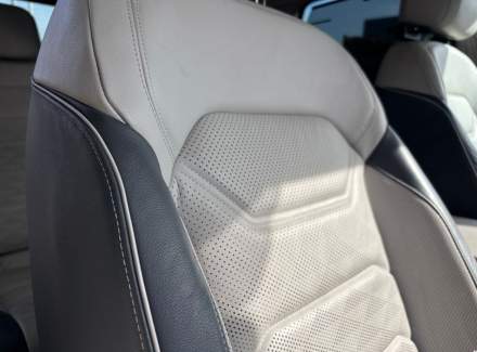 Volkswagen - Touareg