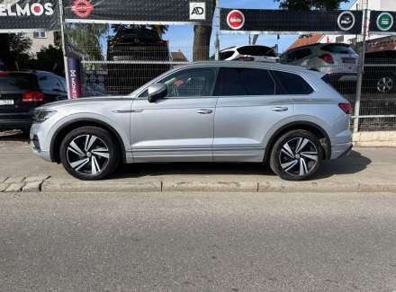Volkswagen - Touareg