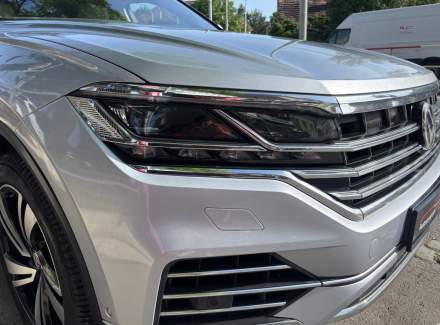 Volkswagen - Touareg