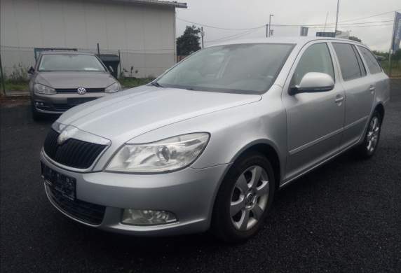 Škoda - Octavia