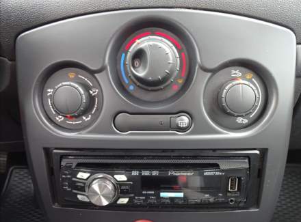 Renault - Clio