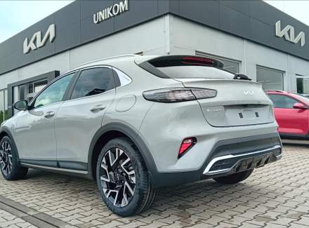 Kia - XCeed
