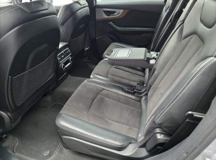 Audi - SQ7