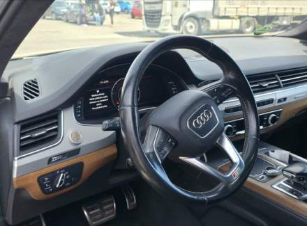 Audi - SQ7