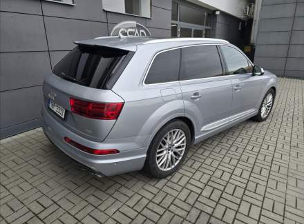 Audi - SQ7