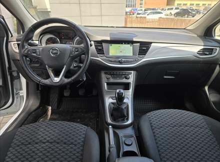 Opel - Astra