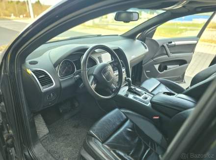 Audi - Q7