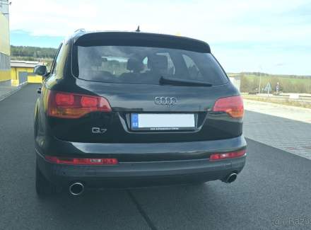 Audi - Q7