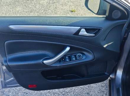 Ford - Mondeo