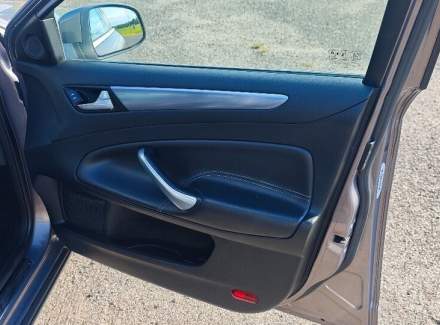 Ford - Mondeo