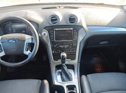 Ford - Mondeo