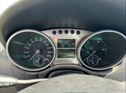 Mercedes-Benz - M-class