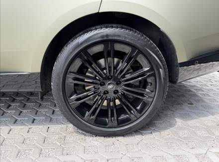 Land Rover - Range Rover