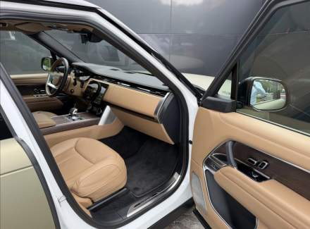 Land Rover - Range Rover