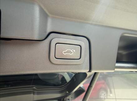 Land Rover - Range Rover Evoque