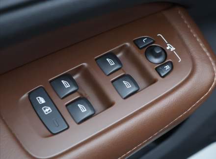 Volvo - V60