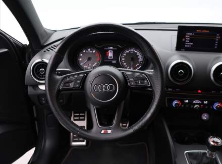 Audi - S3