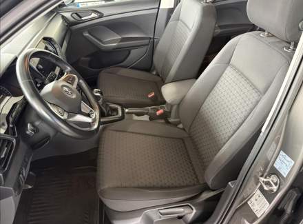 Volkswagen - T-Cross