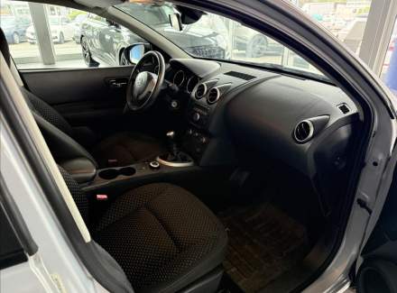 Nissan - Qashqai
