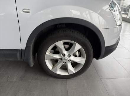 Nissan - Qashqai