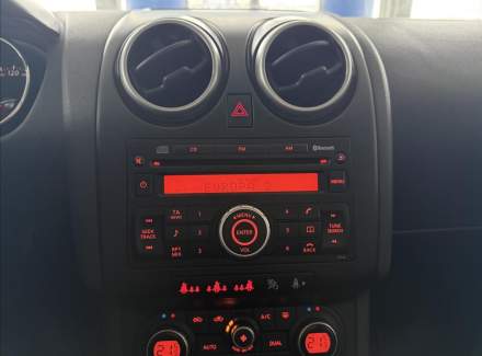 Nissan - Qashqai
