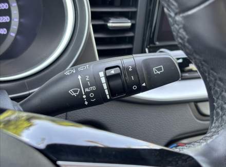 Kia - Cee'd