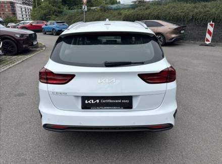 Kia - Cee'd