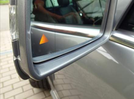 Mercedes-Benz - S-class