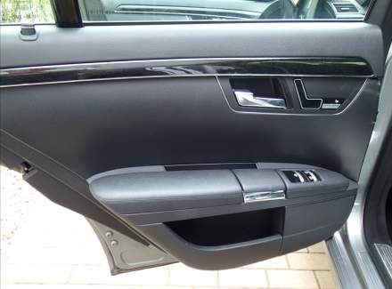 Mercedes-Benz - S-class
