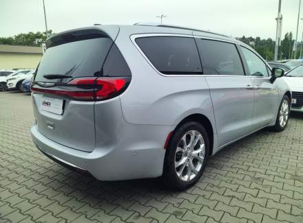 Chrysler - Pacifica
