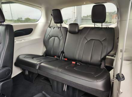 Chrysler - Pacifica