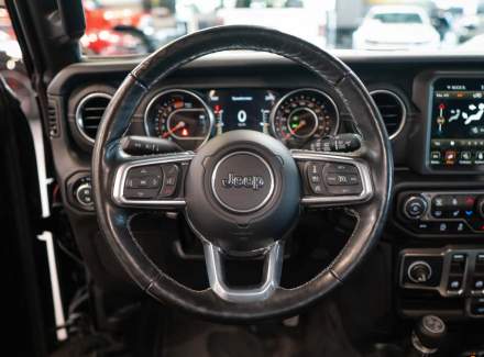 Jeep - Wrangler