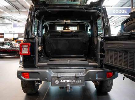 Jeep - Wrangler