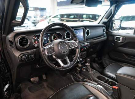 Jeep - Wrangler