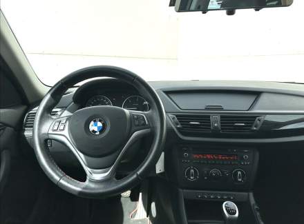 BMW - X1