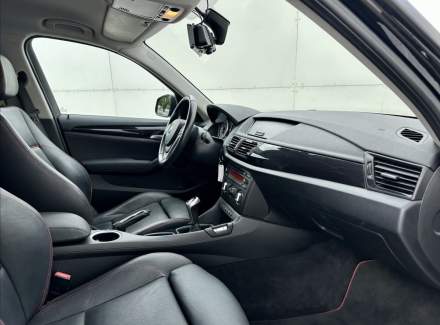 BMW - X1