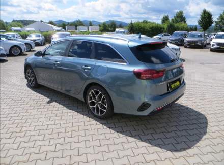 Kia - Cee'd