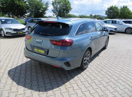 Kia - Cee'd