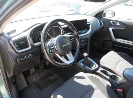 Kia - Cee'd