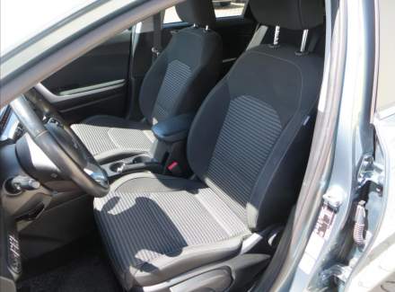 Kia - Cee'd