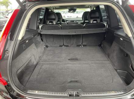 Volvo - XC90