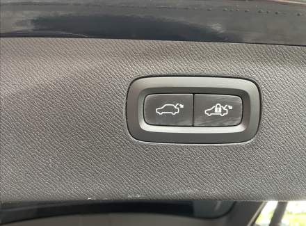 Volvo - XC90
