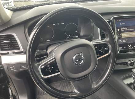 Volvo - XC90