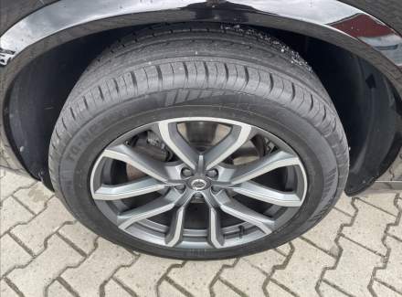 Volvo - XC90