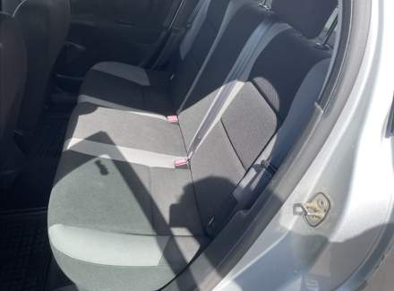 Peugeot - 207